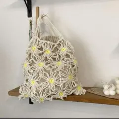 かぎ編み　巾着　バッグ　透け編み　フラワーモチーフ　ハンドメイド