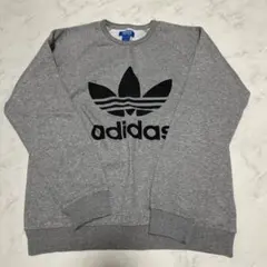 【本日22時まで出品】adidasトレーナー