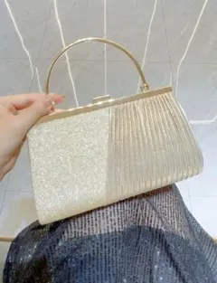 Item thumbnail for item 21cec63d-2b69-45e6-aab5-5472c9c0f14a