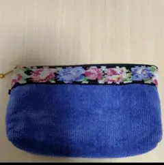 FEILER青い花柄刺繍ポーチ