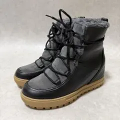 美品　AIGLE エーグル　ラポンウォーム ボア　ブーツ 黒 22.5〜23cmのサムネイル