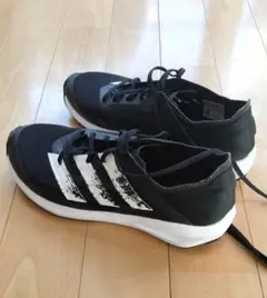 子供用シューズ　アディダス　FV2768 21cm