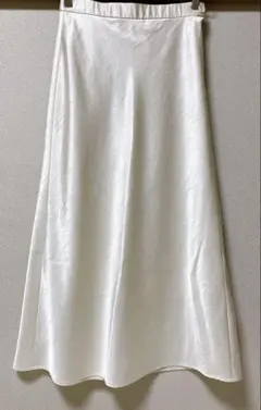 green label relaxing スカート サテン フリーサイズ 白
