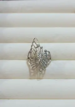 バタフライシルバーリング