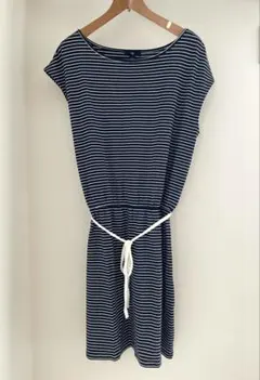 GAP ボーダーワンピース 半袖 Sサイズ