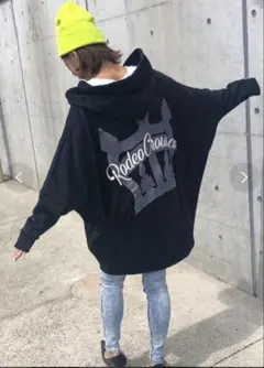 タグ付き新品未使用　ロデオクラウンズ　ビッグ クラウン ルーズジップ パーカー