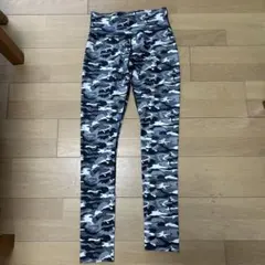 グレー系迷彩 ハイウエストレギンス　スポーツタイツ　カモフラ