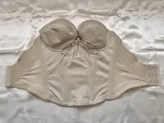 ベージュ ブライダルインナー E65