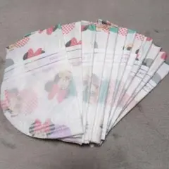 コストコ　ミニー お食事エプロン 12枚セット