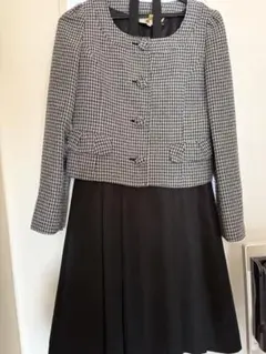 レディーススーツ7号