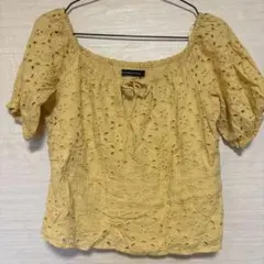 Abercrombie & Fitch 刺繍入りイエロートップスのサムネイル