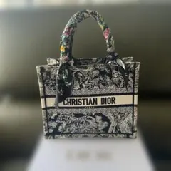 Christian Dior ブックトートスモール クリスマスセール