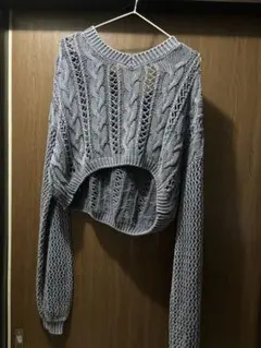 GYDA ケーブル編み クロップドセーター グレー