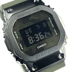 メタル×ミリタリー GM-5600B 良品 カーキグリーン G-SHOCKのサムネイル