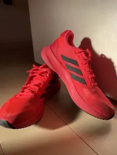 ⭐︎ほぼ新品⭐︎アディダス ランニングシューズ レッド