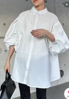 Bonjour Sagan　裾フレアバルーンスリーブシャツブラウス