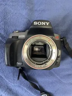 SONYα330本体！ズームレンズ2つ・説明書・充電器・カメラケース付き！のサムネイル