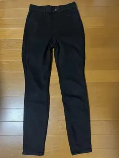 ユニクロ　ヒートテックウルトラストレッチレギンスパンツ　レディース