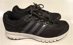 adidas スニーカー ブラック　24.0cm