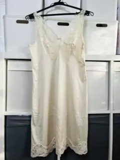 【発送可】ベージュ　レース装飾 スリップ 85-90