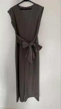 グレー ノースリーブ リボン付きドレス ジャンプスーツ