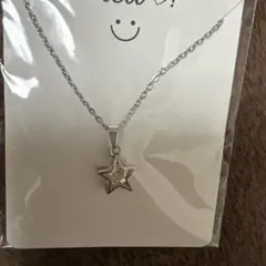 星形クリスタルペンダントネックレス
