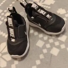 NIKE ブラック スリッポン シューズ