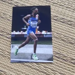 Item thumbnail for item 6d75a73e-4c25-4d8a-b7af-7a3ec9a4f25a