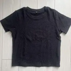 UNIQLO 黒 Tシャツ