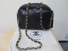 CHANELシャネルマトラッセ　ミニチェーンショルダーバッグ　ラムスキン