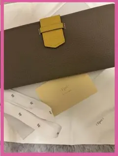 【保証期間内】Epoi トープイエロー　長財布