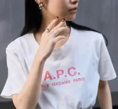 A.P.C. アーペーセー フリークスストア別注 RUE MADAME Tシャツ