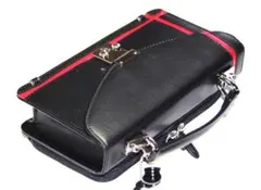 ■新品　送料込み■馬革　レッドクロスライン　背面財布機能付き　ミニセカンドバッグ