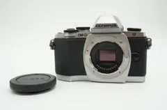 OLYMPUS OM-D EM-5+HLD-6 (箱付き) (値段交渉可) OLYMPUS OM-D EM-5+HLD-6 (箱付き) (値段交渉可) - メルカリ