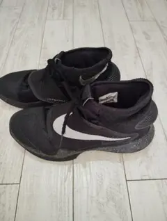 バスケットボールシューズ 27