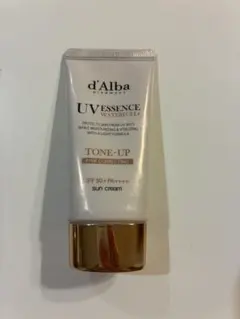 d'Alba UV ESSENCE WATERFUL サンスクリーン