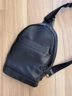 【美品】COACH レザー ブラック ボディバッグ
