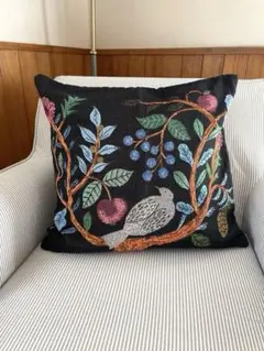 松尾ミユキ　Bird tree ブラック　クッションカバー1枚