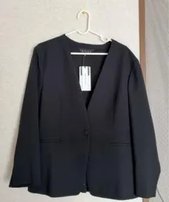 INDIVI 夏ジャケット黒　新品　大きいサイズのサムネイル