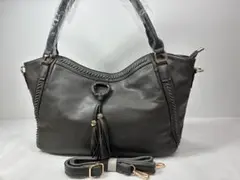 未使用　トートバッグ　2WAY タッセルチャーム　 pu レザー 軽量 通勤通学