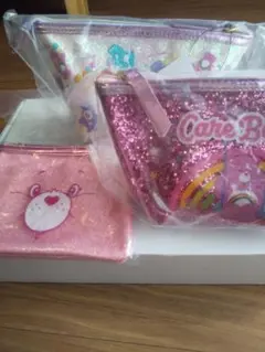ラスト1セット　新品タグ付き　ケアベア　キラキラポーチ　３個セット