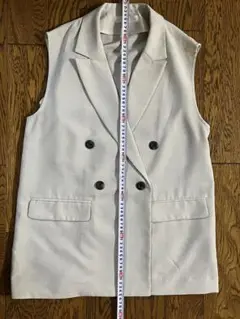 ベージュ ダブルブレスト ベスト Mサイズ