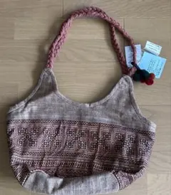 【新品】まちつき刺繍入りバッグ