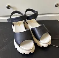 Zipper 厚底サンダルのサムネイル