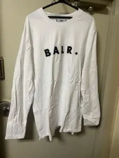 最終値下げしました美品BALR. ホワイト 長袖カットソーのサムネイル