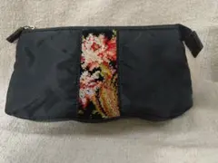 軽量 黒 ポーチ 花柄 シェニール織?