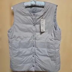 無印良品軽量ダウンポケッタブルノーカラーベスト