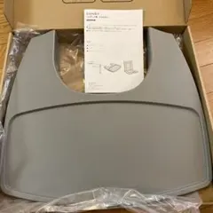 【新品・未使用】リエンダー ハイチェア用　トレー　テーブル　グレー