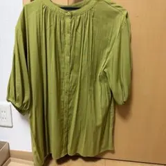 ハニーズ　オリーブグリーン 半袖シャツ L