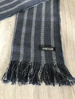 アンクライン　ANNE KLEIN マフラー　ツートンカラー　紺系のサムネイル